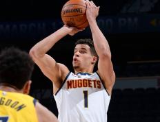 黑白体育-关于莱万多夫斯基遭遇三连败，掘金教练面临压力！的信息