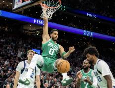 黑白体育- 塔图姆最新单场数据 