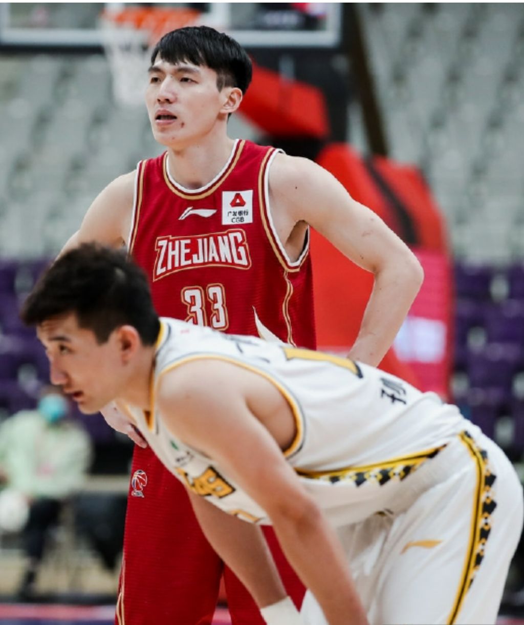 黑白体育- 法甲赛程吃紧;浙江稠州清晨主帅复盘;信心回归;赛季目标并未改变