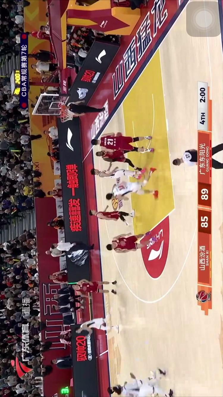 黑白体育-关于关键时刻体能课后，拜仁慕尼黑外线爆发备战CBA常规赛，管理层满意，资深球员宣示担当的信息