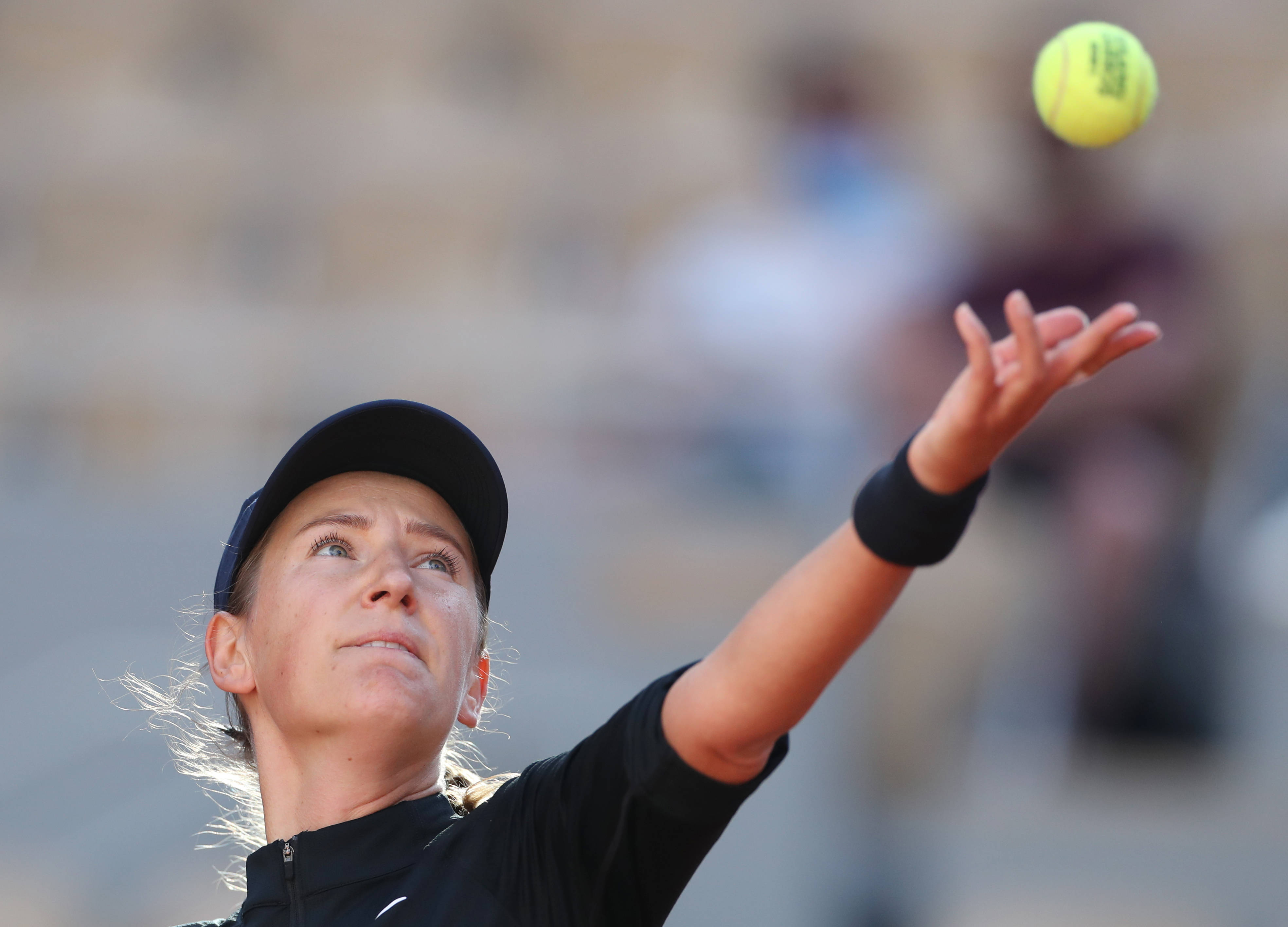 黑白体育- 阿波卡猎逃高清dvd 