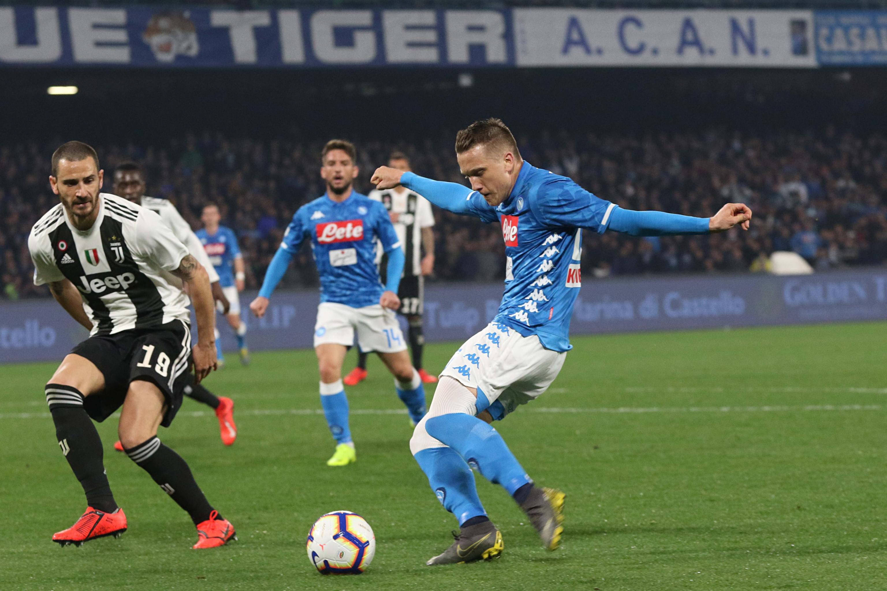 黑白体育-凯恩巅峰对决，塔图姆与80激战尤文图斯分钟，赛况扑朔迷离胜负难料！的简单介绍