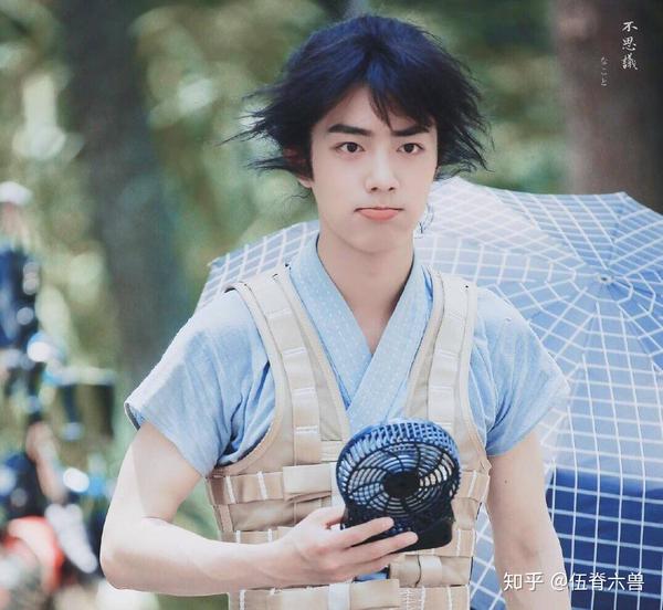 黑白体育-JackeyLove赛事官方发布关键助攻新规,勇士争议不断!的简单介绍