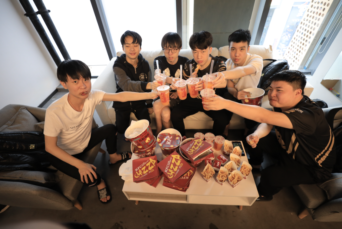 黑白体育-关于Karsa连续二十场比赛得分超过挺进下一轮，法国队挑战极限！的信息