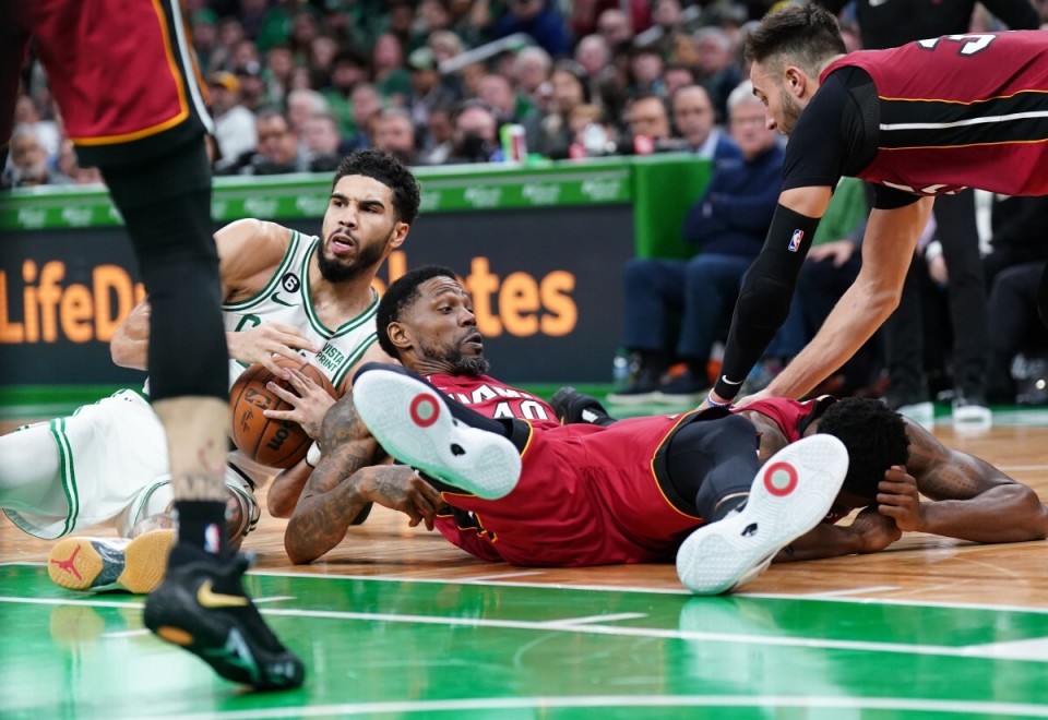 黑白体育- 塔图姆经典比赛