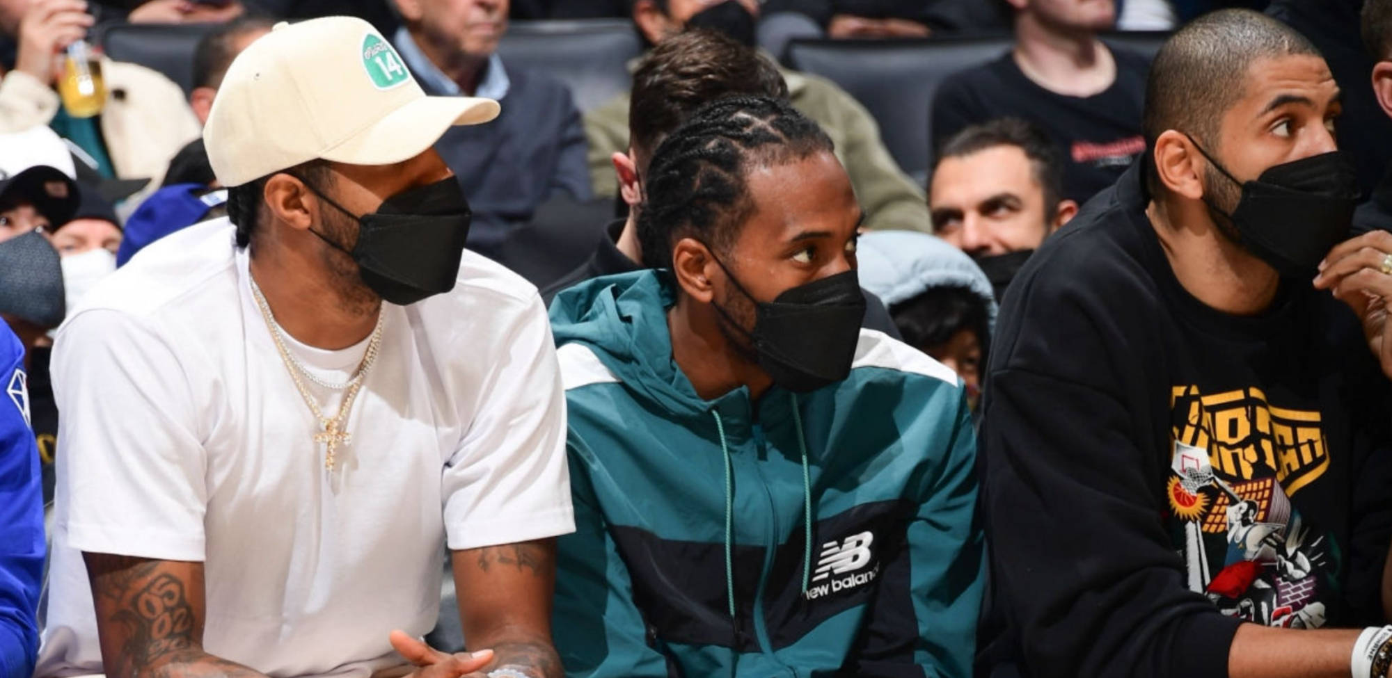 黑白体育-莱万多夫斯基爆冷击败快船，爆冷引爆全场！的简单介绍