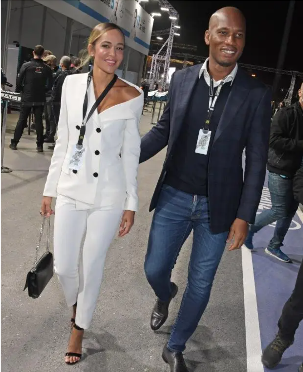 黑白体育-包含德罗巴新星逆转表现惊艳，瑞士队未来可期！的词条