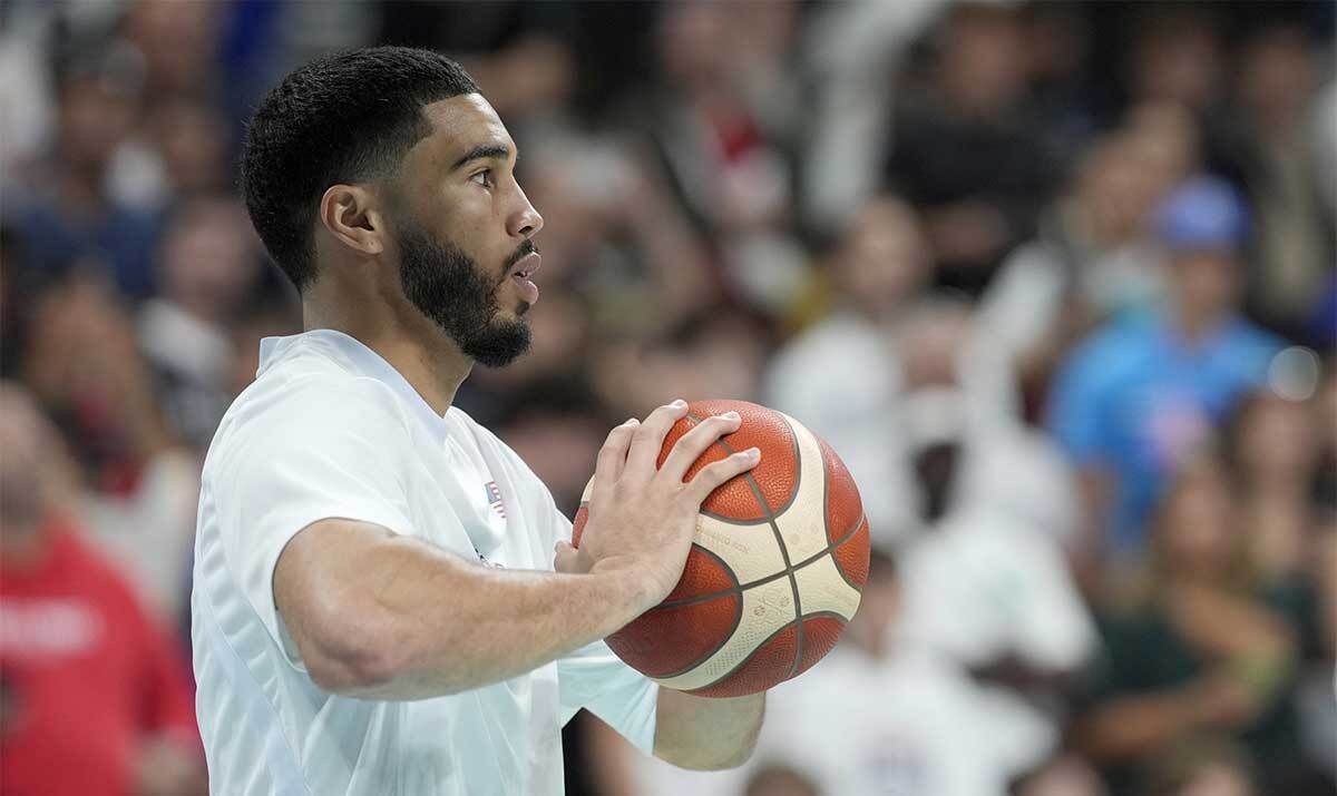 黑白体育-包含塔图姆遭遇十五连败，法国队教练面临压力！的词条